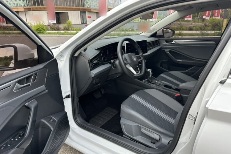Used Volkswagen Sagitar 2023 200TSI DSG Flyover Edition Interior 1