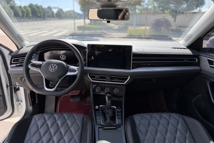 Used Volkswagen Sagitar 2023 300TSI DSG Excellence Edition Interior 1