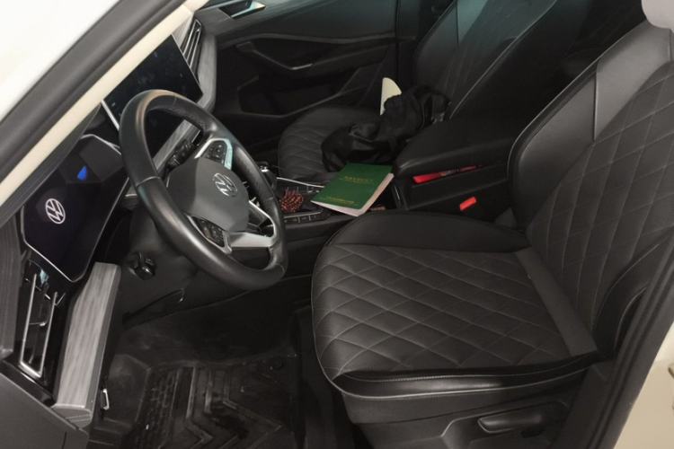 Used Volkswagen Sagitar 2023 300TSI DSG Excellence Edition Interior 1