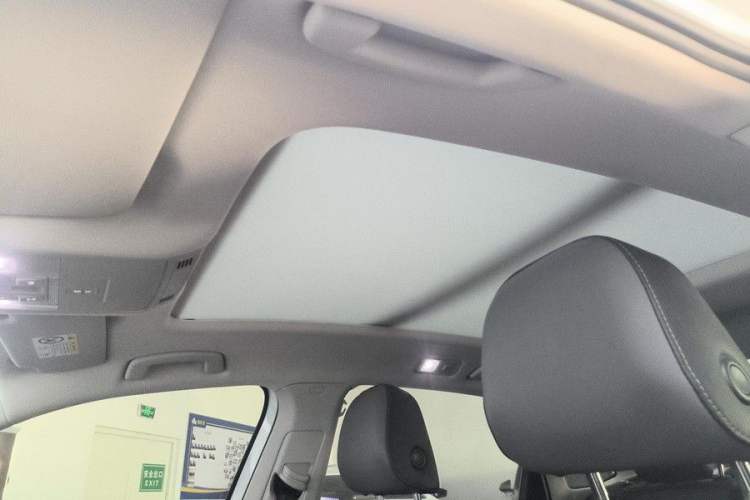 Used Volkswagen Sagitar 2023 300TSI DSG Excellence Edition Interior 2