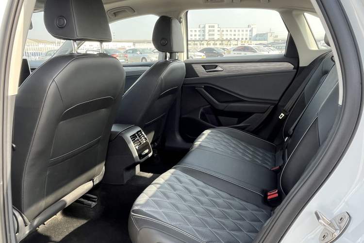 Used Volkswagen Sagitar 2023 300TSI DSG Excellence Edition Interior 3