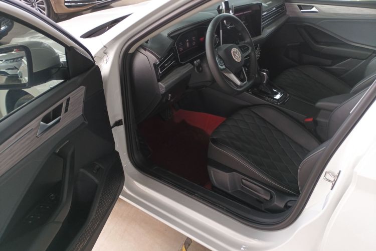 Used Volkswagen Sagitar 2023 300TSI DSG Excellence Edition Interior 3