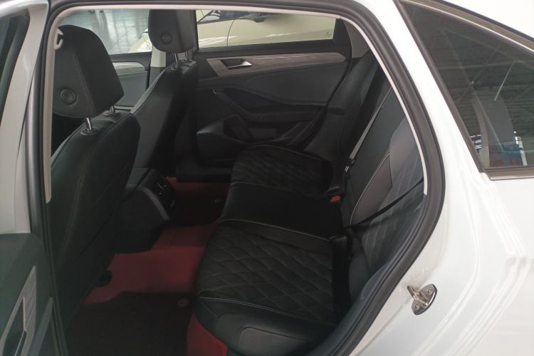 Used Volkswagen Sagitar 2023 300TSI DSG Excellence Edition Interior 4