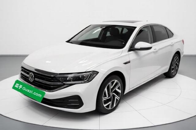 Gebrauchter Volkswagen Sagitar 2023 300TSI DSG Excellence Edition