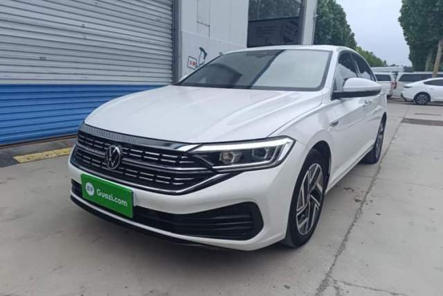 Ojetý Volkswagen Sagitar 2023 300TSI DSG Excellence Edition