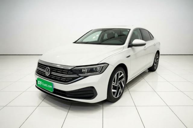 Volkswagen Sagitar 2023 300TSI DSG Excellence Edition usado
