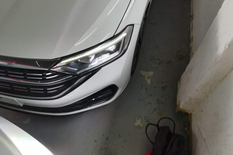 Used Volkswagen Sagitar 2023 300TSI DSG Excellence Edition Left Front Headlight