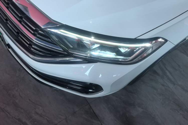 Used Volkswagen Sagitar 2023 300TSI DSG Excellence Edition Left Front Headlight