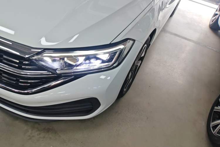 Used Volkswagen Sagitar 2023 300TSI DSG Flyover Edition Left Front Headlight