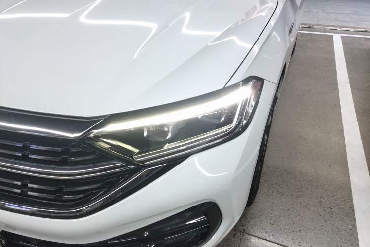 Used Volkswagen Sagitar 2023 300TSI DSG Excellence Edition Left Front Headlight