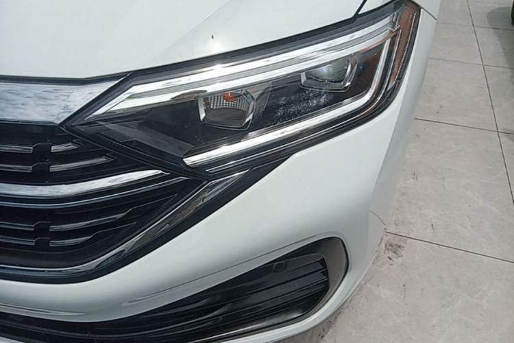 Used Volkswagen Sagitar 2023 300TSI DSG Excellence Edition Left Front Headlight