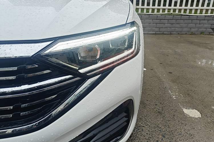 Used Volkswagen Sagitar 2023 300TSI DSG Excellence Edition Left Front Headlight
