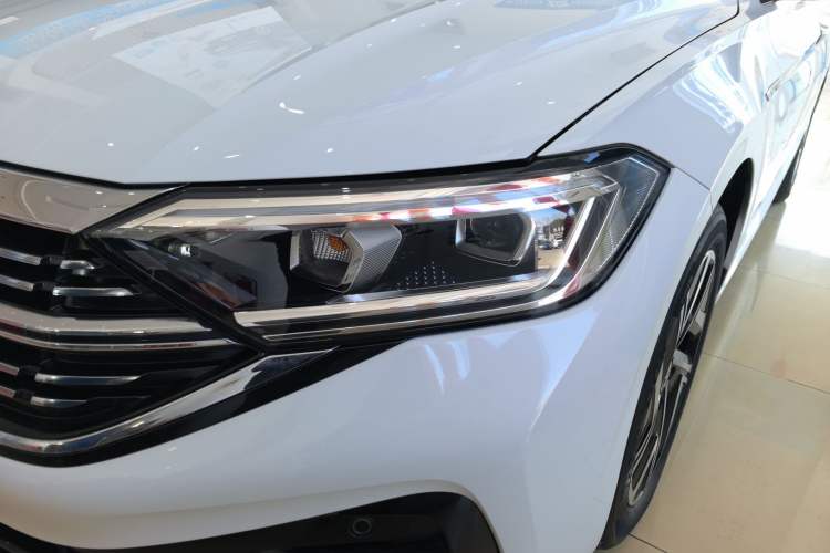 Used Volkswagen Sagitar 2023 280TSI DSG Beyond Lite Edition Left Front Headlight