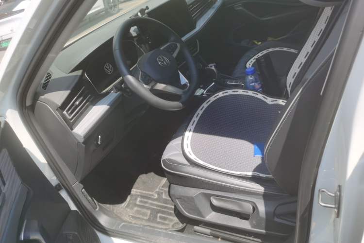 Used Volkswagen Sagitar 2023 300TSI DSG Excellence Edition Left Front Seat