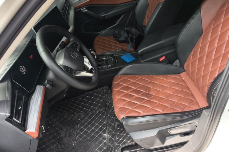 Used Volkswagen Sagitar 2023 200TSI DSG Excellence Edition Left Front Seat