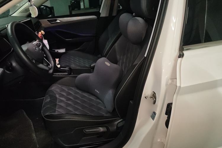 Used Volkswagen Sagitar 2023 300TSI DSG Excellence Edition Left Front Seat