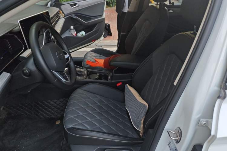 Used Volkswagen Sagitar 2023 280TSI DSG Excellence Plus Edition Left Front Seat