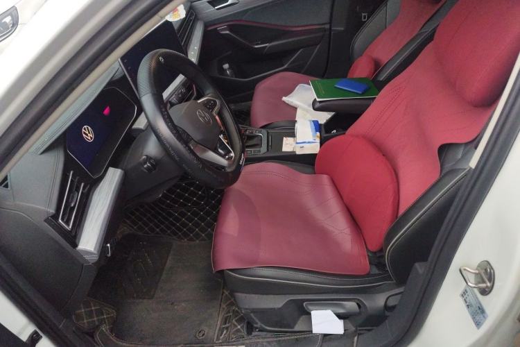 Used Volkswagen Sagitar 2023 300TSI DSG Excellence Edition Left Front Seat