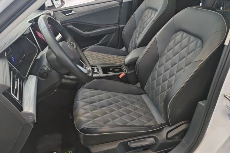 Used Volkswagen Sagitar 2023 300TSI DSG Excellence Edition Left Front Seat