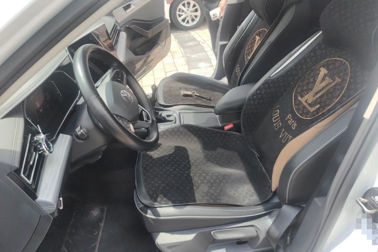 Used Volkswagen Sagitar 2023 300TSI DSG Excellence Edition Left Front Seat