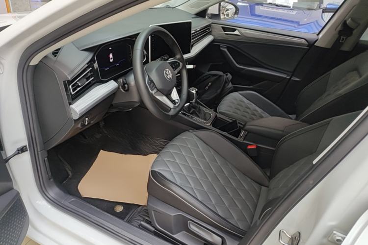 Used Volkswagen Sagitar 2023 280TSI DSG Excellence Edition Left Front Seat