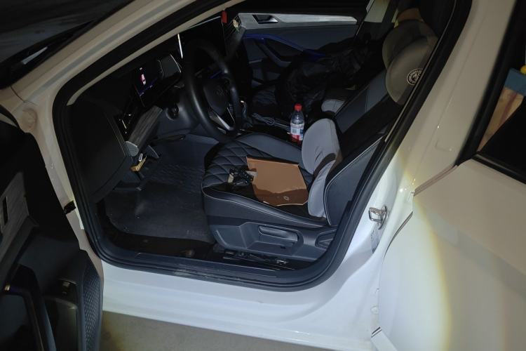 Used Volkswagen Sagitar 2023 280TSI DSG Excellence Edition Left Front Seat
