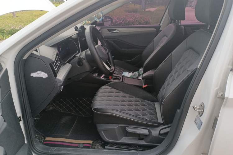 Used Volkswagen Sagitar 2023 280TSI DSG Excellence Edition Left Front Seat
