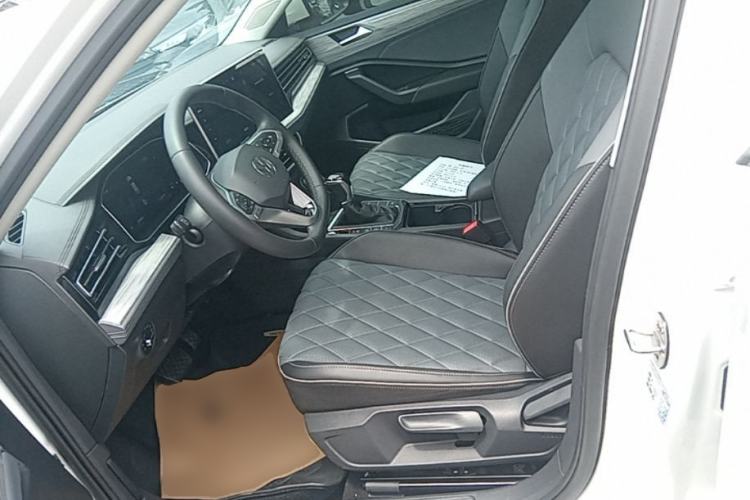 Used Volkswagen Sagitar 2023 300TSI DSG Excellence Edition Left Front Seat