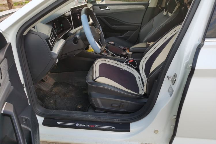 Used Volkswagen Sagitar 2023 280TSI DSG Excellence Edition Left Front Seat