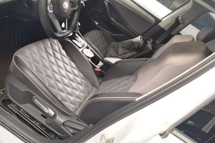 Used Volkswagen Sagitar 2023 280TSI DSG Excellence Edition Left Front Seat