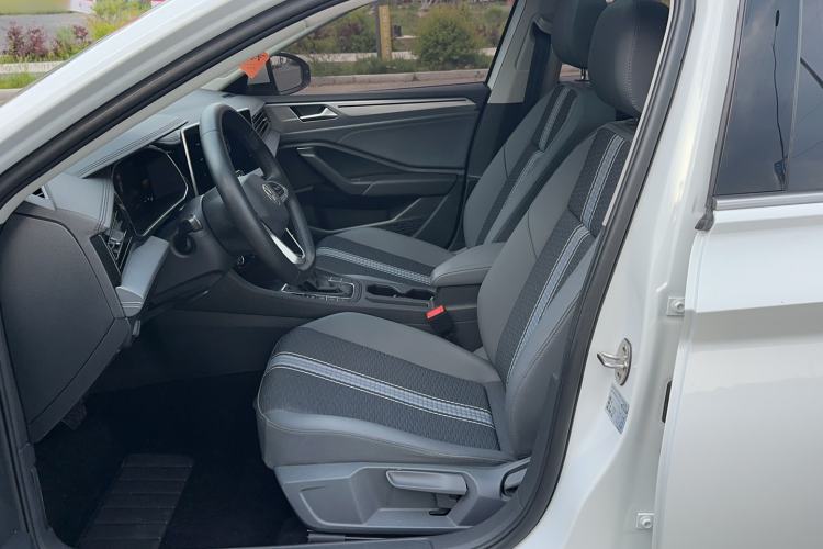 Used Volkswagen Sagitar 2023 200TSI DSG Flyover Edition Left Front Seat