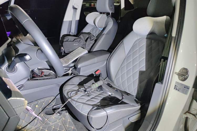 Used Volkswagen Sagitar 2023 280TSI DSG Excellence Plus Edition Left Front Seat