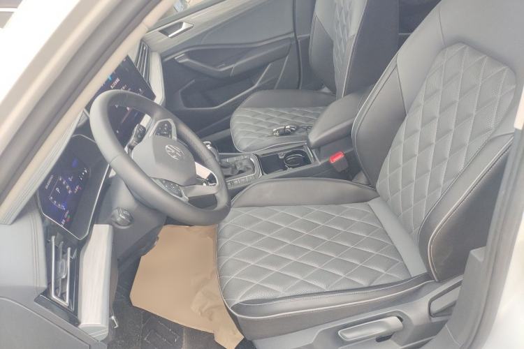 Used Volkswagen Sagitar 2023 200TSI DSG Excellence Edition Left Front Seat