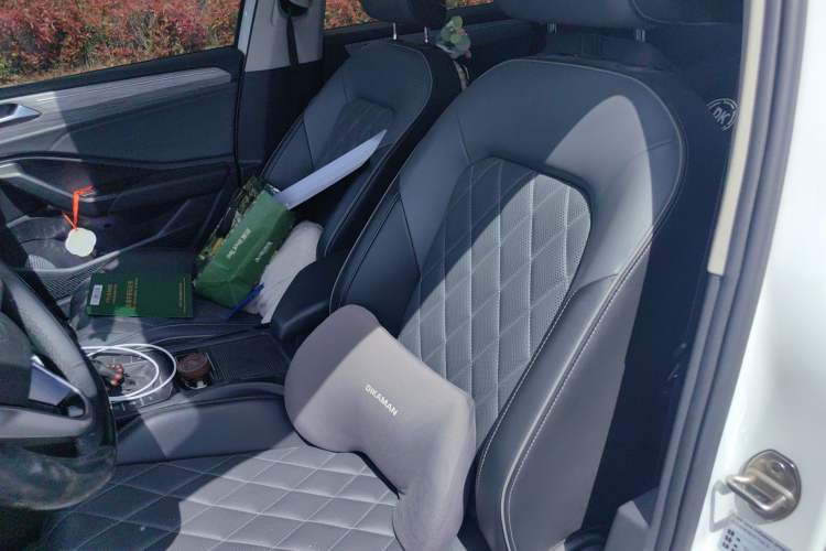 Used Volkswagen Sagitar 2023 300TSI DSG Excellence Edition Left Front Seat