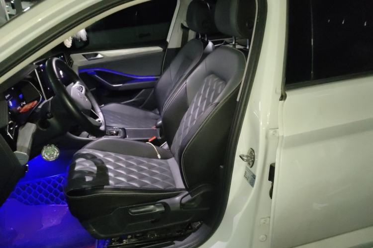 Used Volkswagen Sagitar 2023 200TSI DSG Flyover Edition Left Front Seat