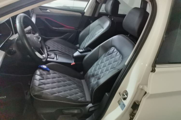 Used Volkswagen Sagitar 2023 300TSI DSG Excellence Edition Left Front Seat