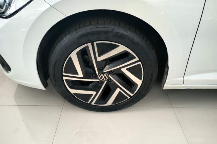 Used Volkswagen Sagitar 2023 200TSI DSG Excellence Edition Left Front Wheel Hub