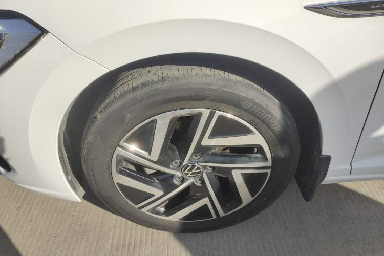 Used Volkswagen Sagitar 2023 280TSI DSG Excellence Plus Edition Left Front Wheel Hub