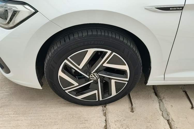 Used Volkswagen Sagitar 2023 280TSI DSG Excellence Edition Left Front Wheel Hub