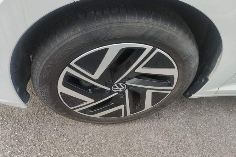 Used Volkswagen Sagitar 2023 280TSI DSG Beyond Lite Edition Left Front Wheel Hub