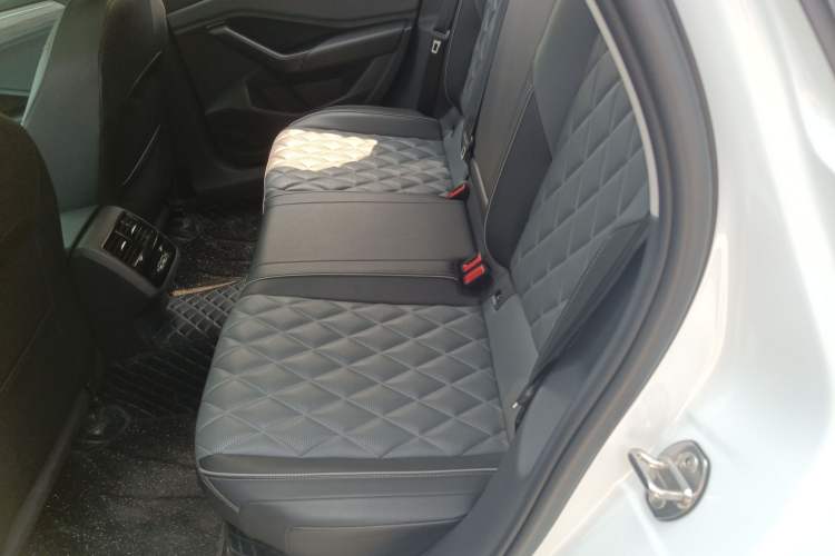 Used Volkswagen Sagitar 2023 300TSI DSG Excellence Edition Left Rear Seat