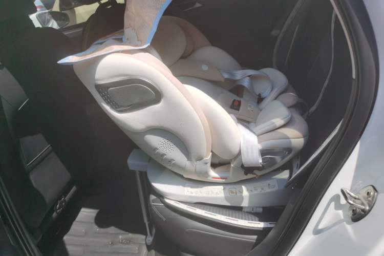 Used Volkswagen Sagitar 2023 300TSI DSG Excellence Edition Left Rear Seat