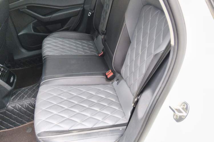 Used Volkswagen Sagitar 2023 200TSI DSG Excellence Edition Left Rear Seat