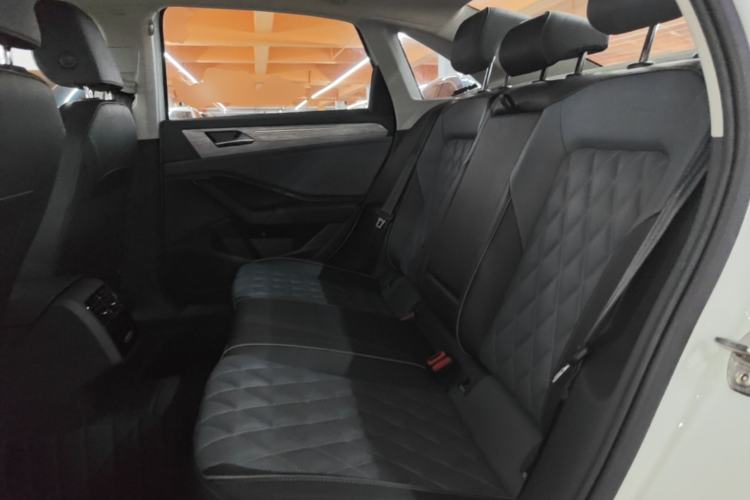 Used Volkswagen Sagitar 2023 300TSI DSG Excellence Edition Left Rear Seat