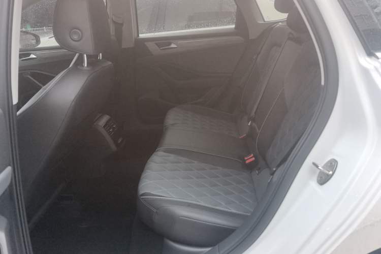 Used Volkswagen Sagitar 2023 300TSI DSG Excellence Edition Left Rear Seat