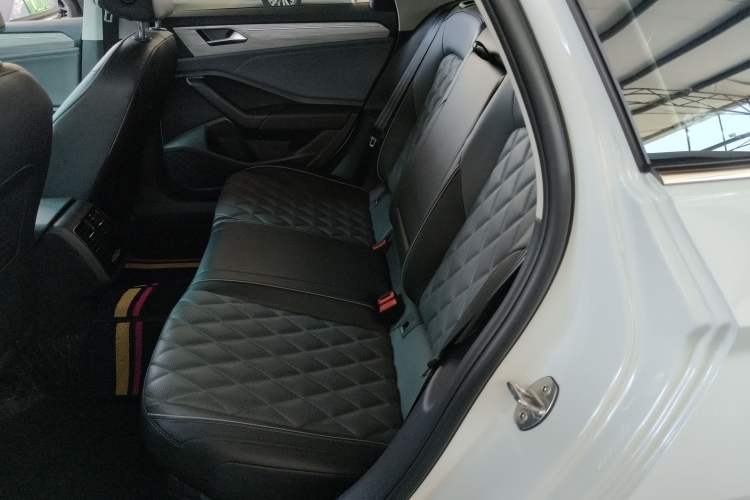 Used Volkswagen Sagitar 2023 300TSI DSG Excellence Edition Left Rear Seat