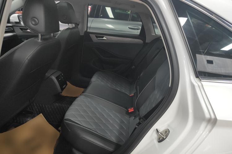 Used Volkswagen Sagitar 2023 300TSI DSG Excellence Edition Left Rear Seat