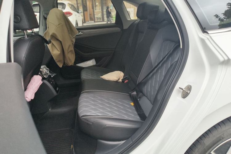 Used Volkswagen Sagitar 2023 300TSI DSG Flyover Edition Left Rear Seat