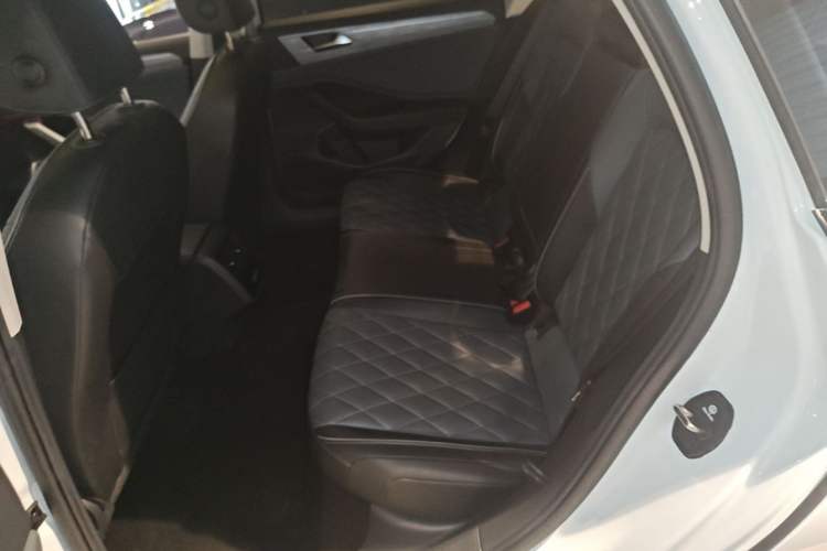 Used Volkswagen Sagitar 2023 300TSI DSG Excellence Edition Left Rear Seat