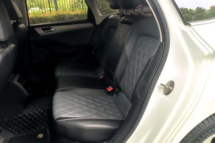 Used Volkswagen Sagitar 2023 300TSI DSG Excellence Edition Left Rear Seat